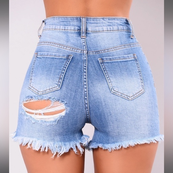 Out The Friend Zone Distressed Denim Shorts In Medium Blue Wash Size M - Picture 3 of 6